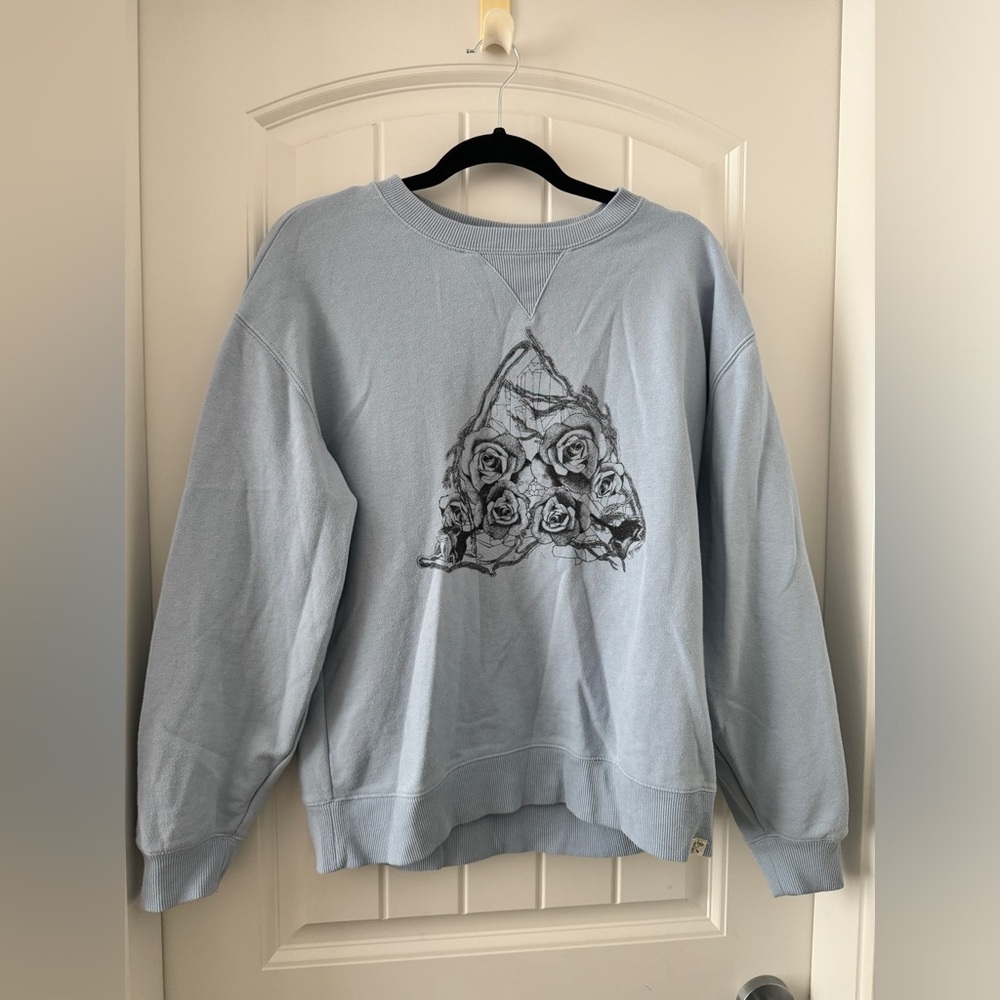 OVERSIZED LIGHT BLUE SWEATER